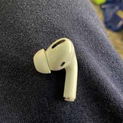 Right Air Pod Pro 