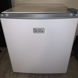Mini Refrigerator 