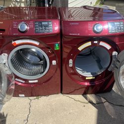 Samsung front load washer and dryer in good condition, 220 volt electricity, the dryer has a three-month warranty, free delivery in the Oakland area, 