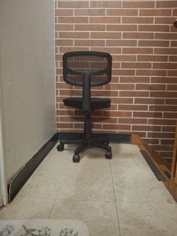 Adjustable Study Chair