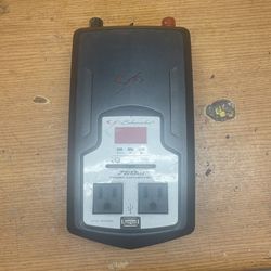 Schumacher 750 Power Converter