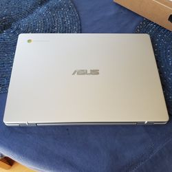 New Asus C424 Chromebook 14in, 128gb SSD Laptop 