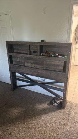 Queen Size Bed Headboard With Speakers And Lights
