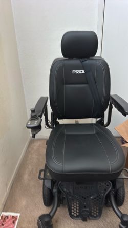 Electric wheelchair