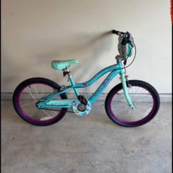 Girls bike 