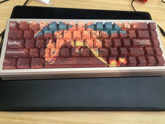 Higround Charizard Keyboard