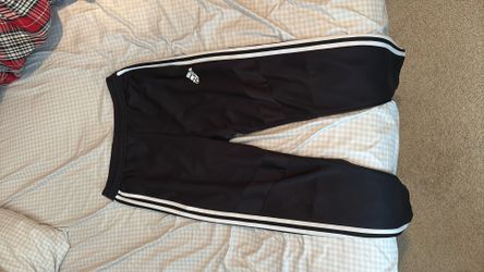 Men’s Adidas 3 Stripes Athletic Joggers Size M