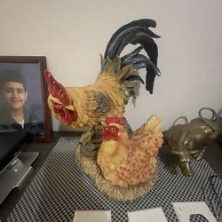 chicken Statue 