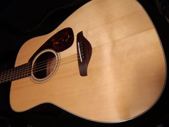 Yamaha FG700s