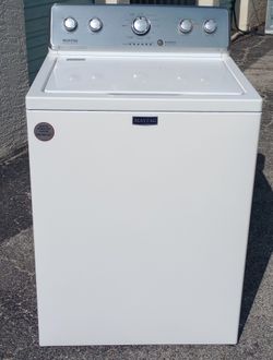 Maytag Commercial Top Load Washer with Agitator!