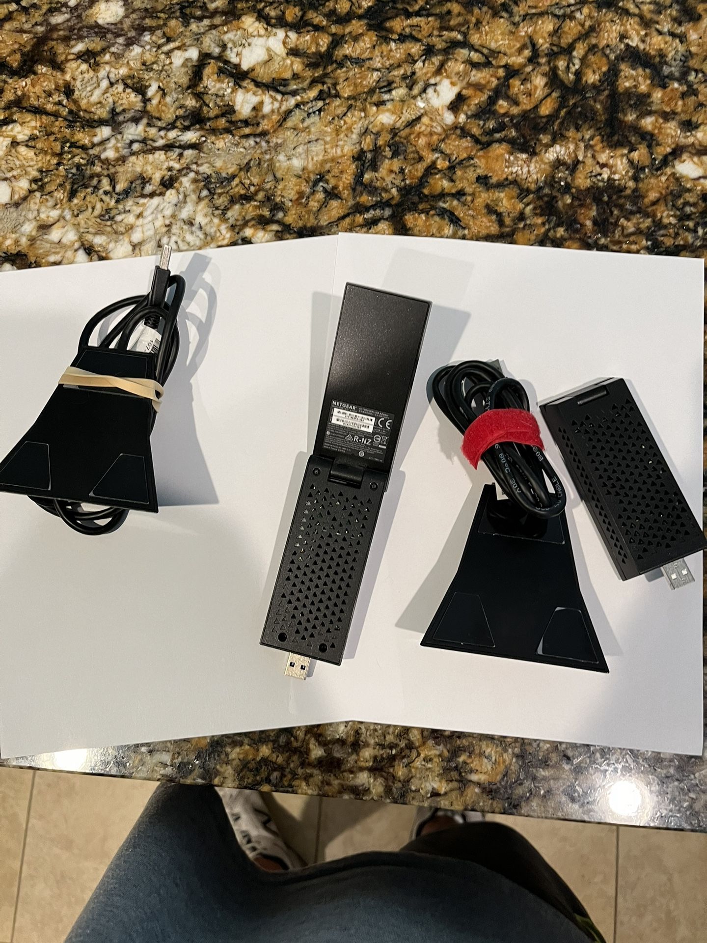 USB Net Gear A7000 WiFi 2 Each