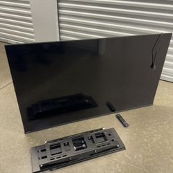 55” with Wall Mount & LED 