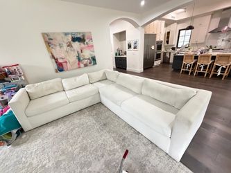 L shaped sectional couch