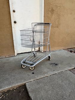 Small shopping cart