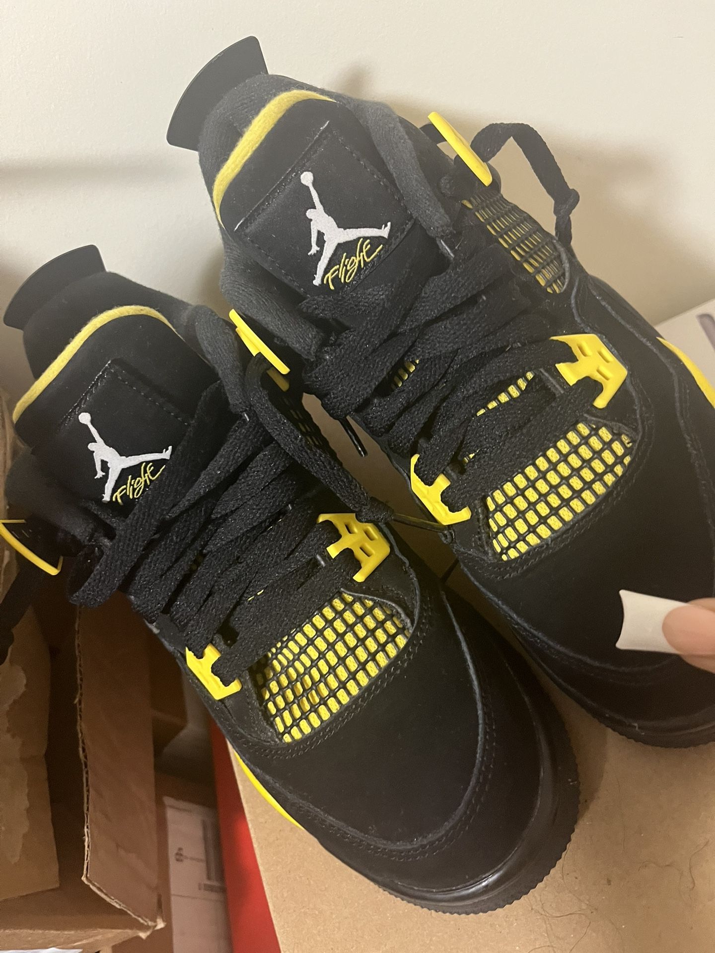 Jordan 4 Yellow And Black.