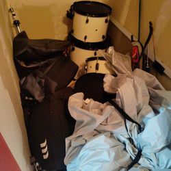 Drum Kit 