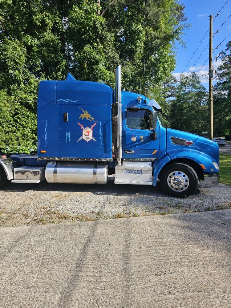 2017 Peterbilt 579