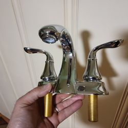 Bathtoom Faucet - Never Used