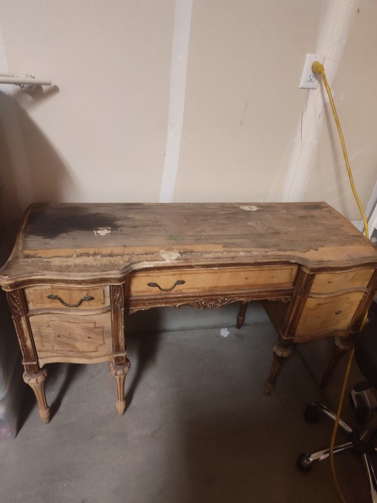 Antique Desk Or Vanity