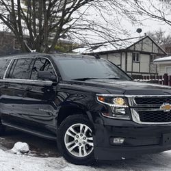 2015 Chevy Suburban Lt