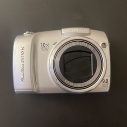 Canon Powershot SX110 IS 9.0 Mega Pixels ( 10X Optical Zoom ) 