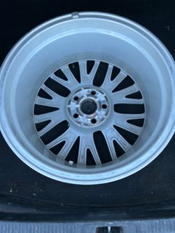 2020 Toyota Camry rims