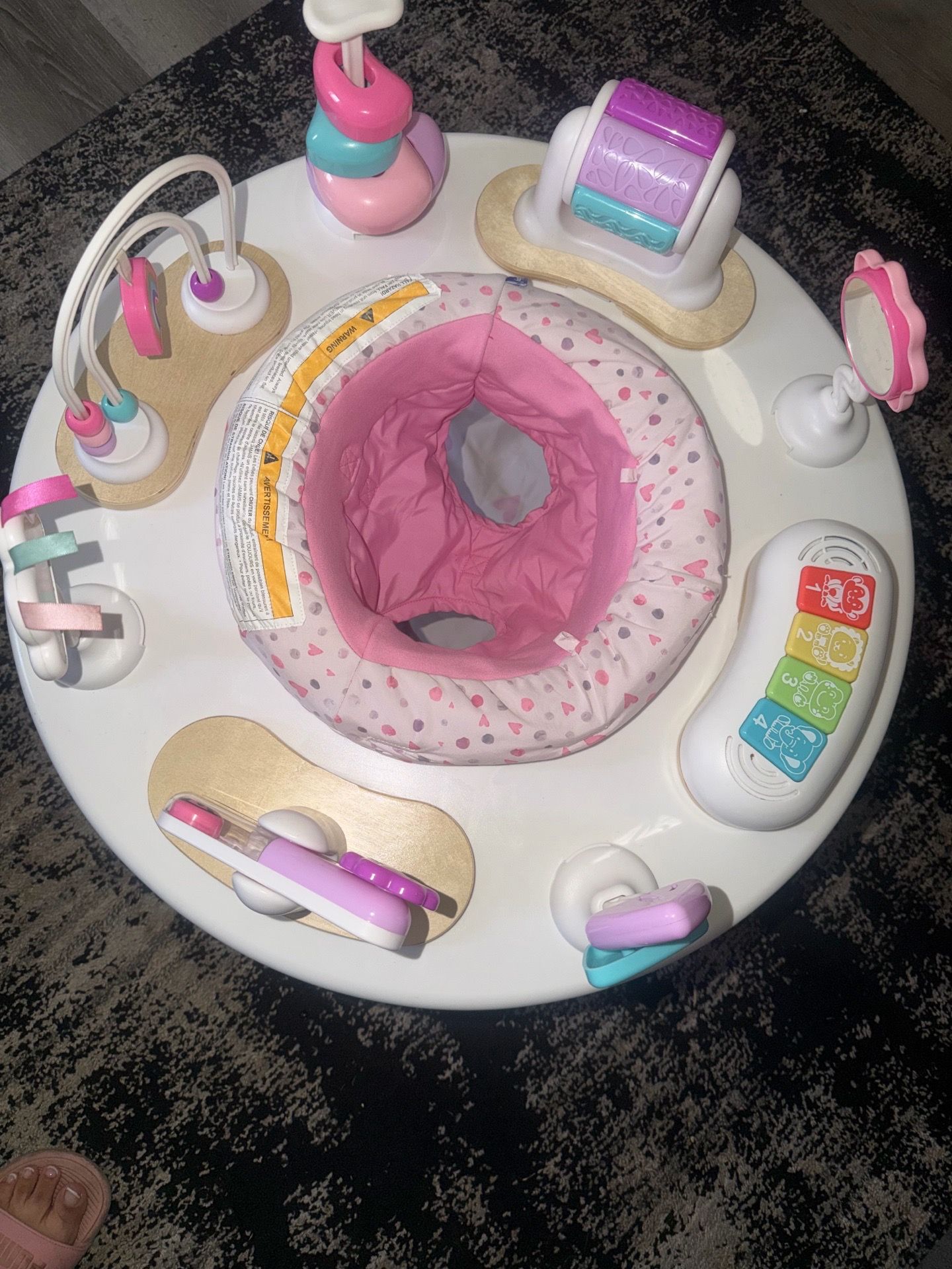 BABY BOUNCER