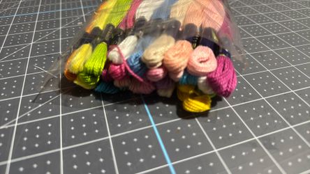 38 Embroidery threads