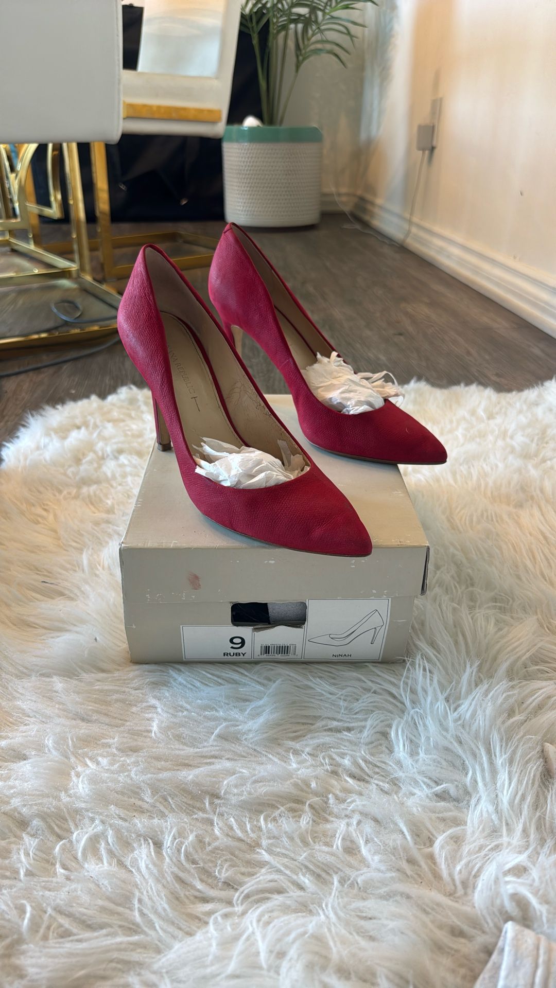 Banana Republic Red Heels Size 9