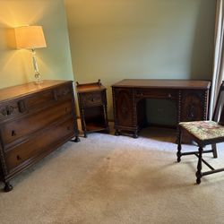 Antique Dresser Set