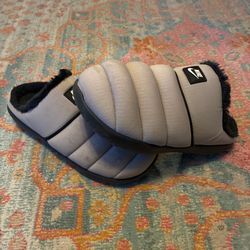 Nike slippers