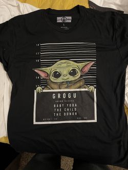 Mandalorian Baby Yoda (Grogu) shirt L