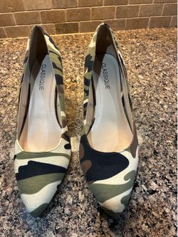 Classique Camo Print Stiletto Pumps – Camouflage High Heels