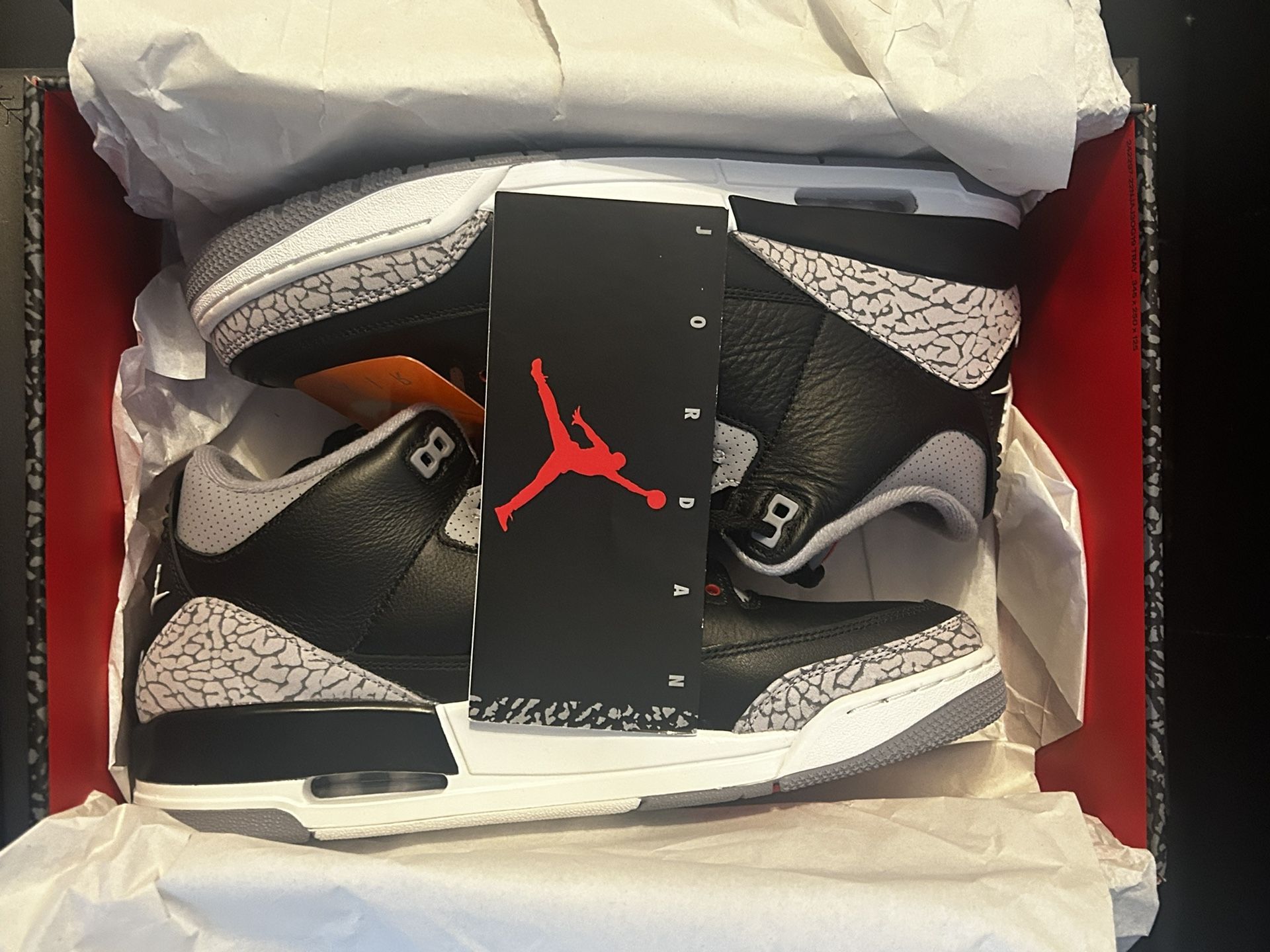 Jordan 3 Black Cement Retro 2024 DN3707-010