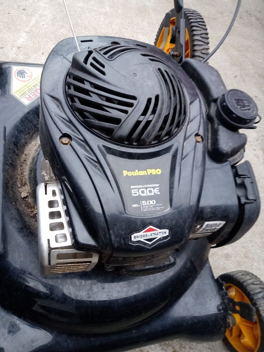 Poulan pro push mower for Sale in Independence, MO OfferUp