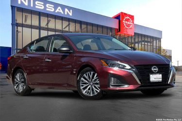 2025 Nissan Altima