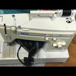 Sewing Machine Perfecto Estado 