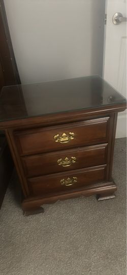 Bedroom set