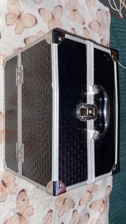 Makeup case