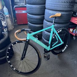 AVENTON MATARO LOW