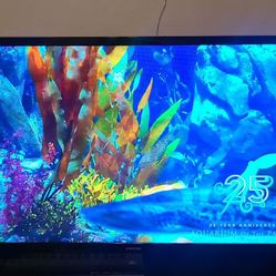 Samsung HD Flat TV 32" With Remote 