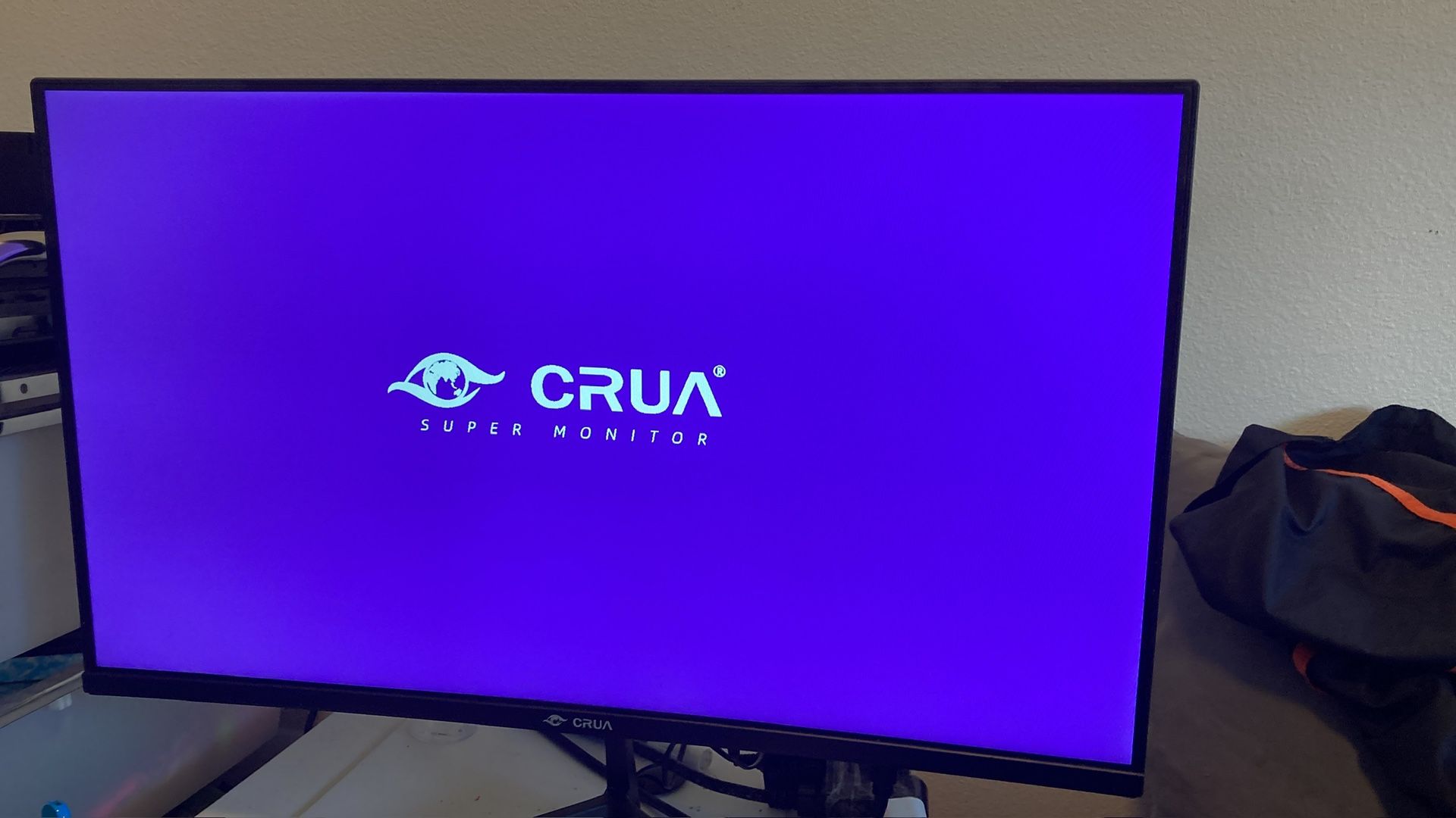 CRUA SUPER MONITOR 200hz
