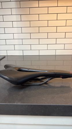 Astute ASTVTE Skylite VT SKYLITE VT Saddle Carbon Bike Seat