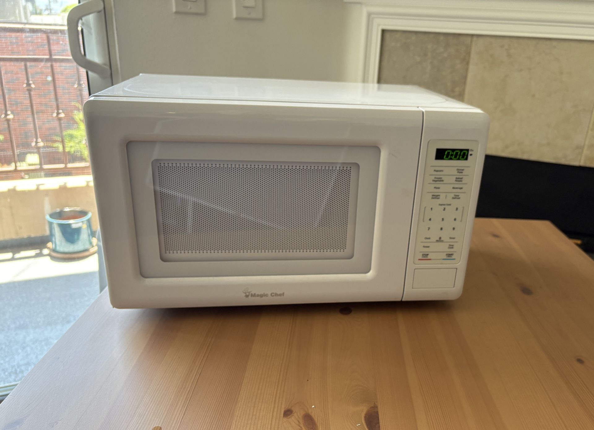 Magic Chef Microwave