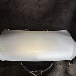 16-18 Mercedes Metris Hood W447