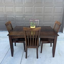 Wood Dining Table & Chairs