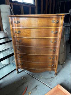 Dresser Set