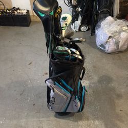 Callaway Golf Club Set With Titelist Bag 