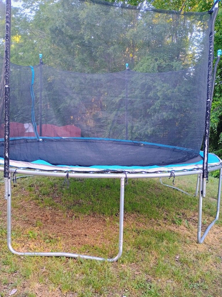 Trampoline