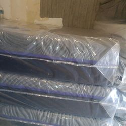 🔥🔥🔥 $169 Full Cooling Gel Memory Foam Mattress Available $169 🔥🔥🔥